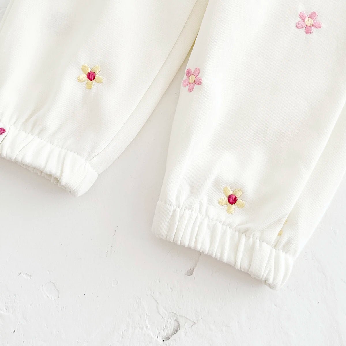 Children's Cozy Two - Piece Outfit Set – Soft Top & Matching Bottoms - Ewapi