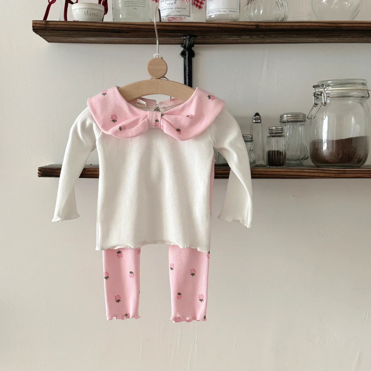 Cozy Two-Piece Outfit Set – Soft Top & Matching Bottoms