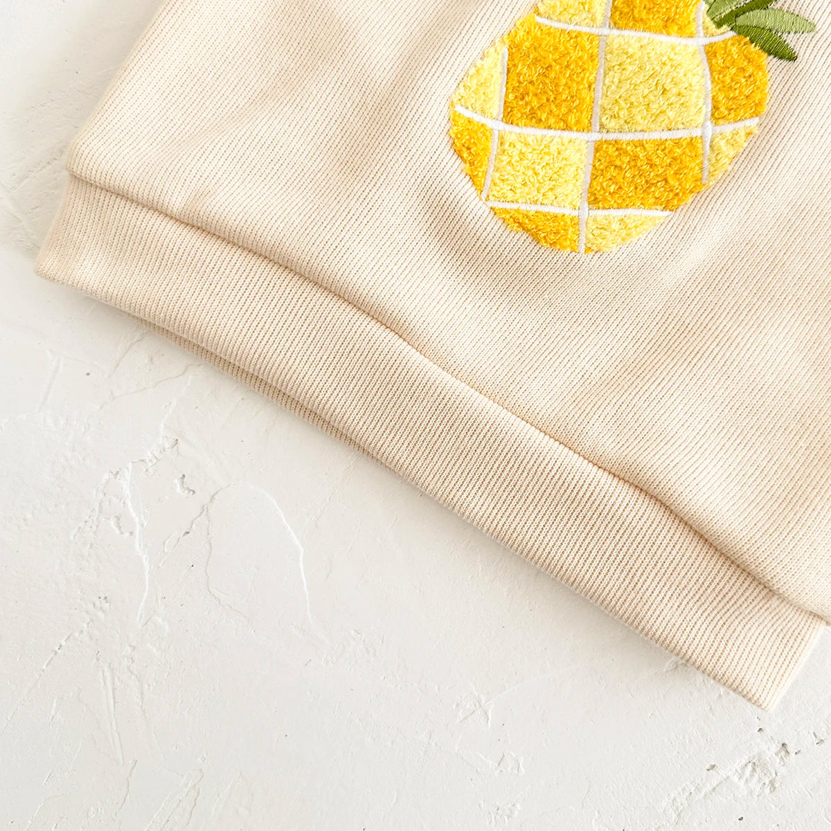 Cozy Two-Piece Outfit Set – Soft Top & Matching Bottoms