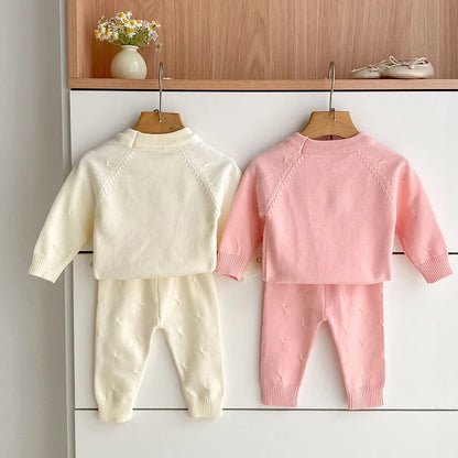 Cozy Two-Piece Outfit Set – Soft Top & Matching Bottoms