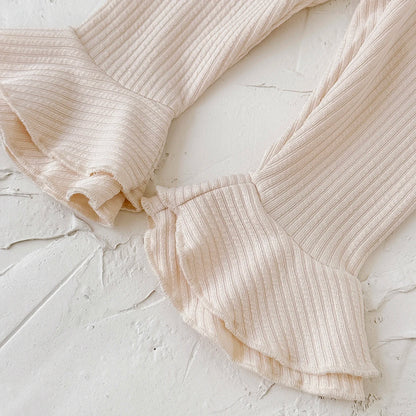 Cozy Two-Piece Outfit Set – Soft Top & Matching Bottoms