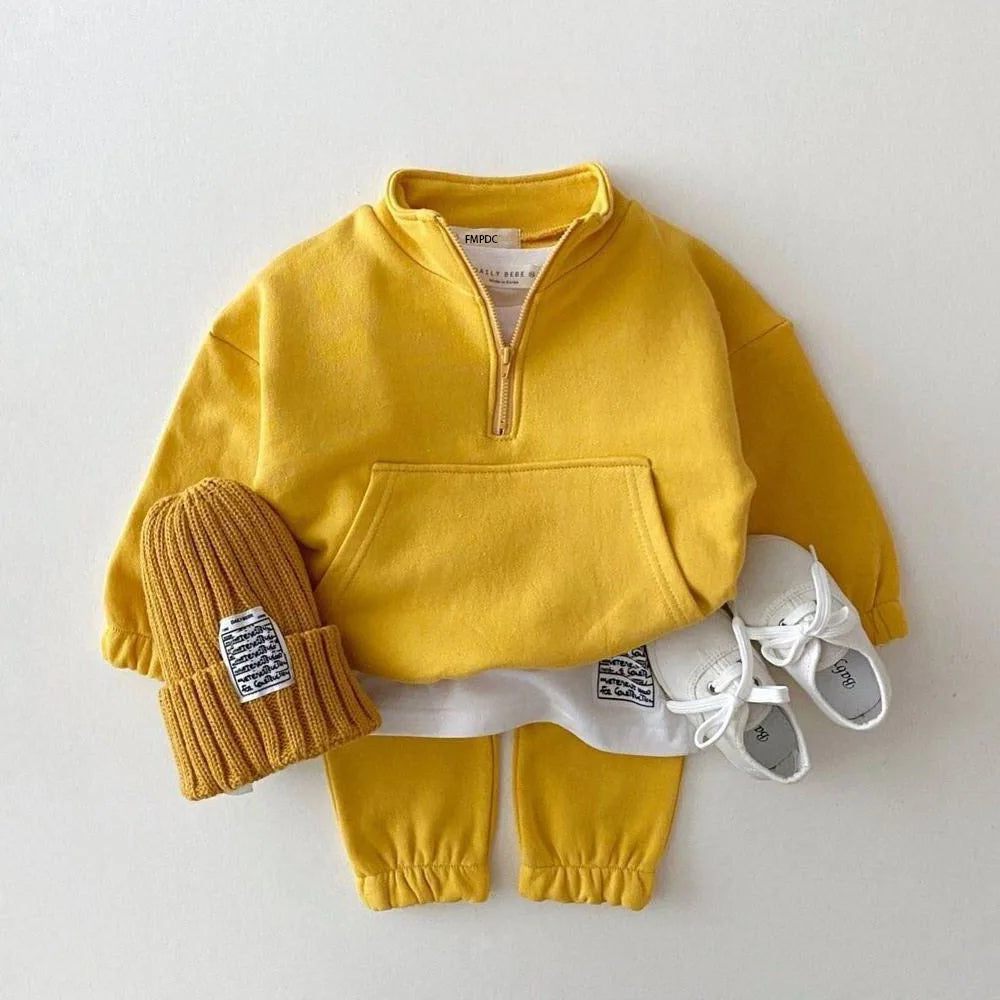 Cozy Two-Piece Outfit Set – Soft Top & Matching Bottoms