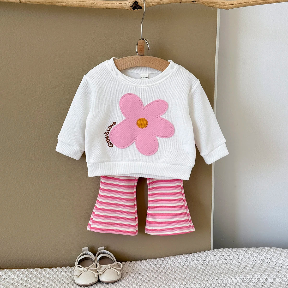 Cozy Two-Piece Outfit Set – Soft Top & Matching Bottoms