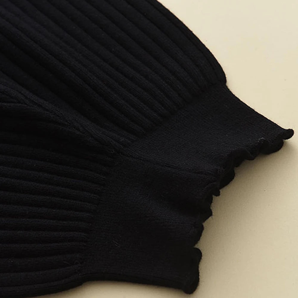 Cardigan With Black Bow Patterns And Black Pants Set