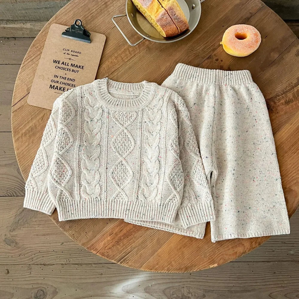 Cozy Two-Piece Outfit Set – Soft Top & Matching Bottoms