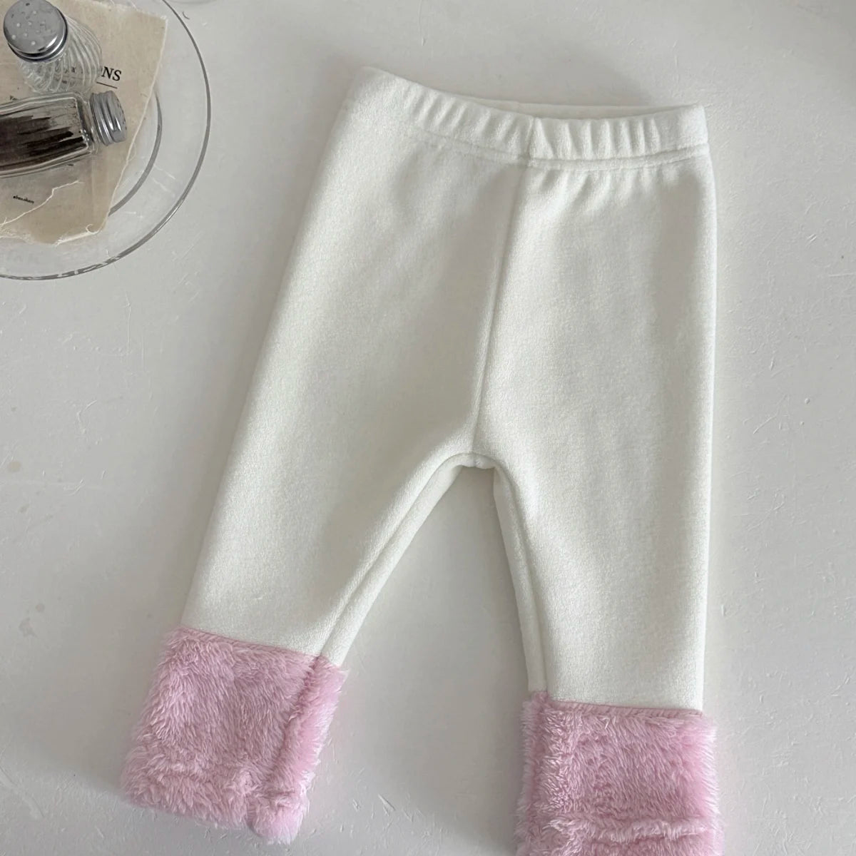 Cozy Two-Piece Outfit Set – Soft Top & Matching Bottoms