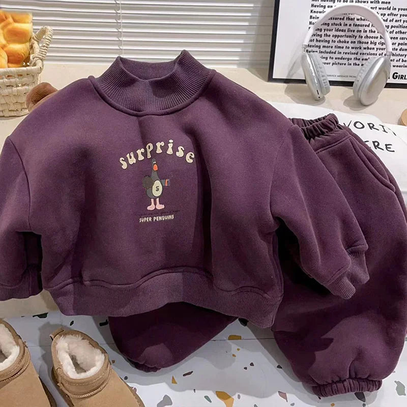 Cozy Two-Piece Outfit Set – Soft Top & Matching Bottoms