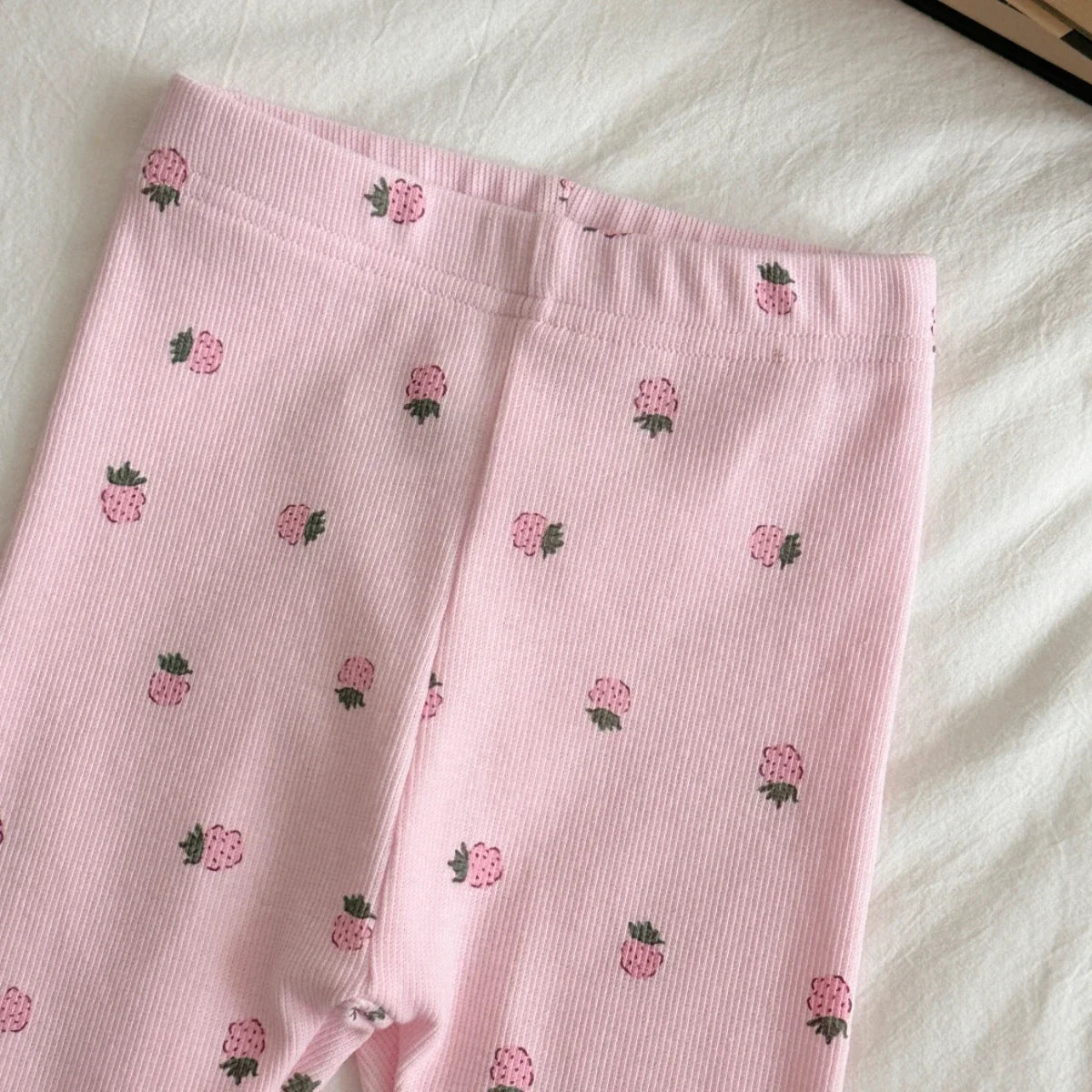 Cozy Two-Piece Outfit Set – Soft Top & Matching Bottoms