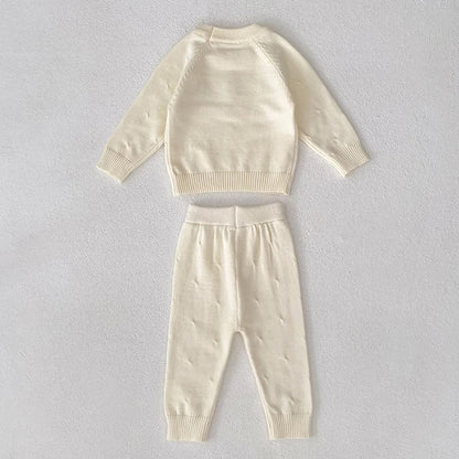 Cozy Two-Piece Outfit Set – Soft Top & Matching Bottoms