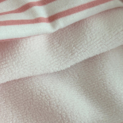 Cozy Two-Piece Outfit Set – Soft Top & Matching Bottoms