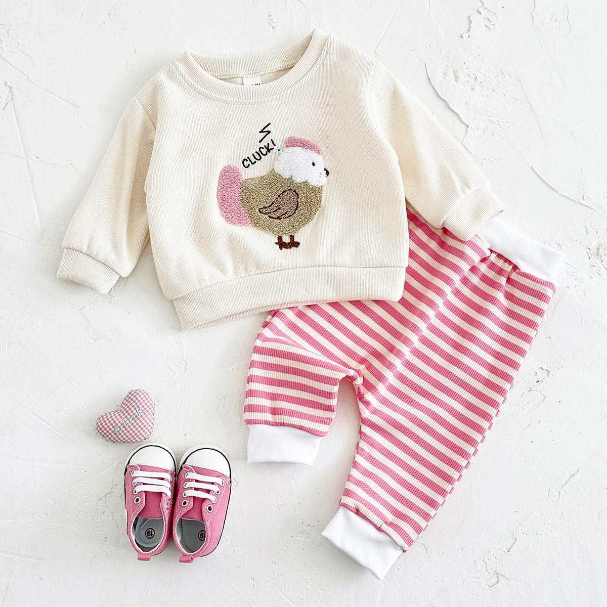 Cozy Two-Piece Outfit Set – Soft Top & Matching Bottoms