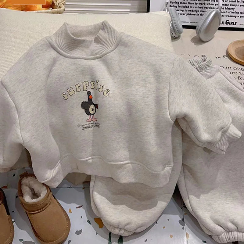 Cozy Two-Piece Outfit Set – Soft Top & Matching Bottoms