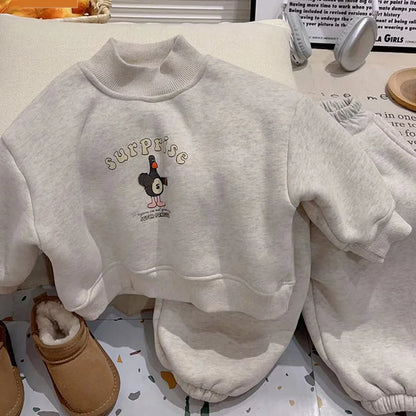 Cozy Two-Piece Outfit Set – Soft Top & Matching Bottoms