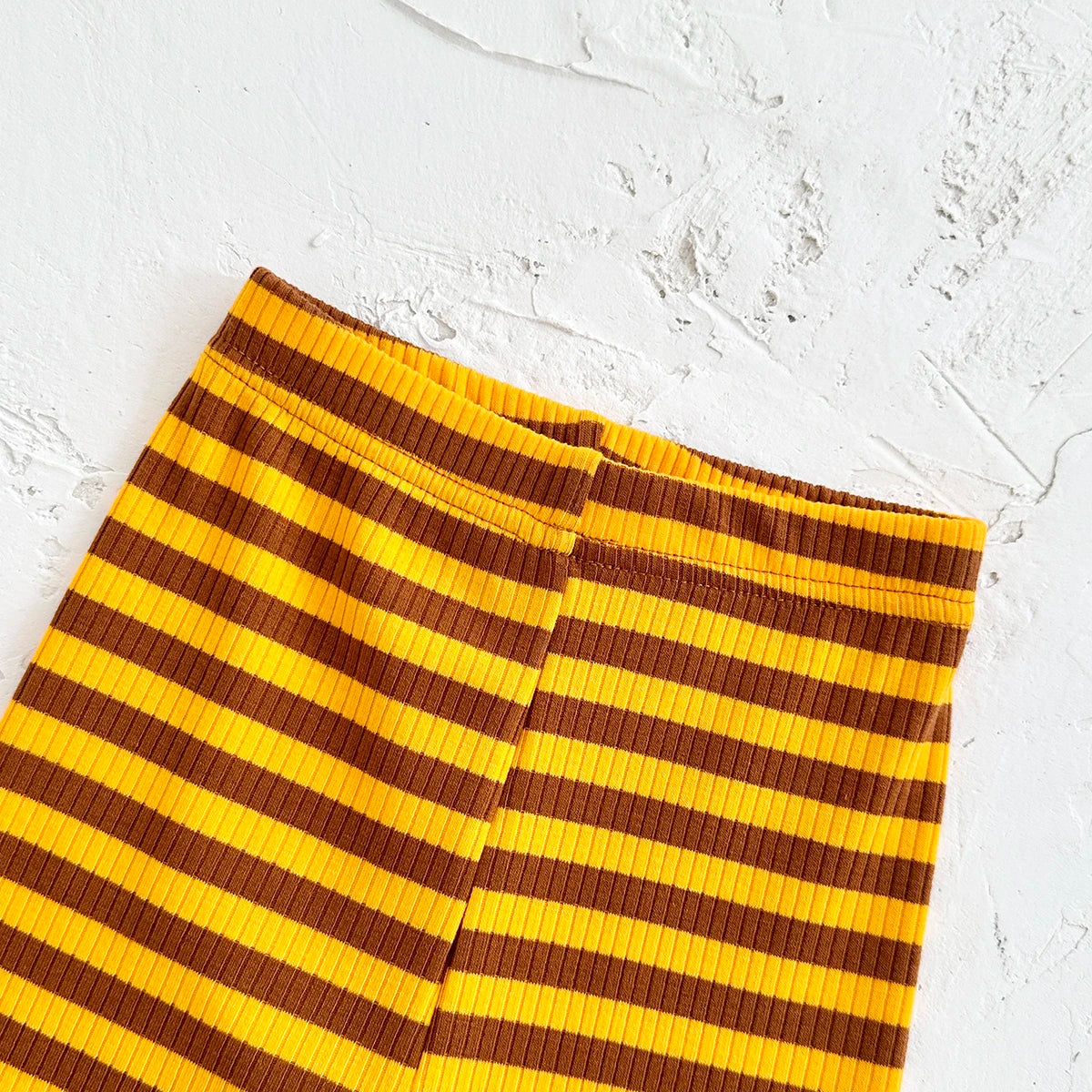 Cozy Two-Piece Outfit Set – Soft Top & Matching Bottoms