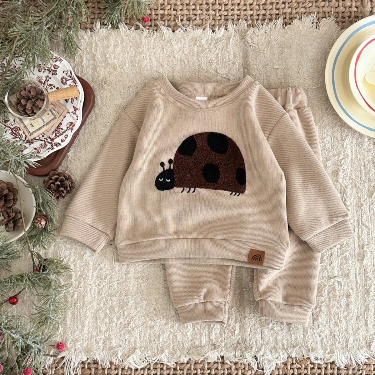 Children's Cotton Ladybug Patchwork O - neck Sweatshirt & Elastic Pants Set - Ewapi